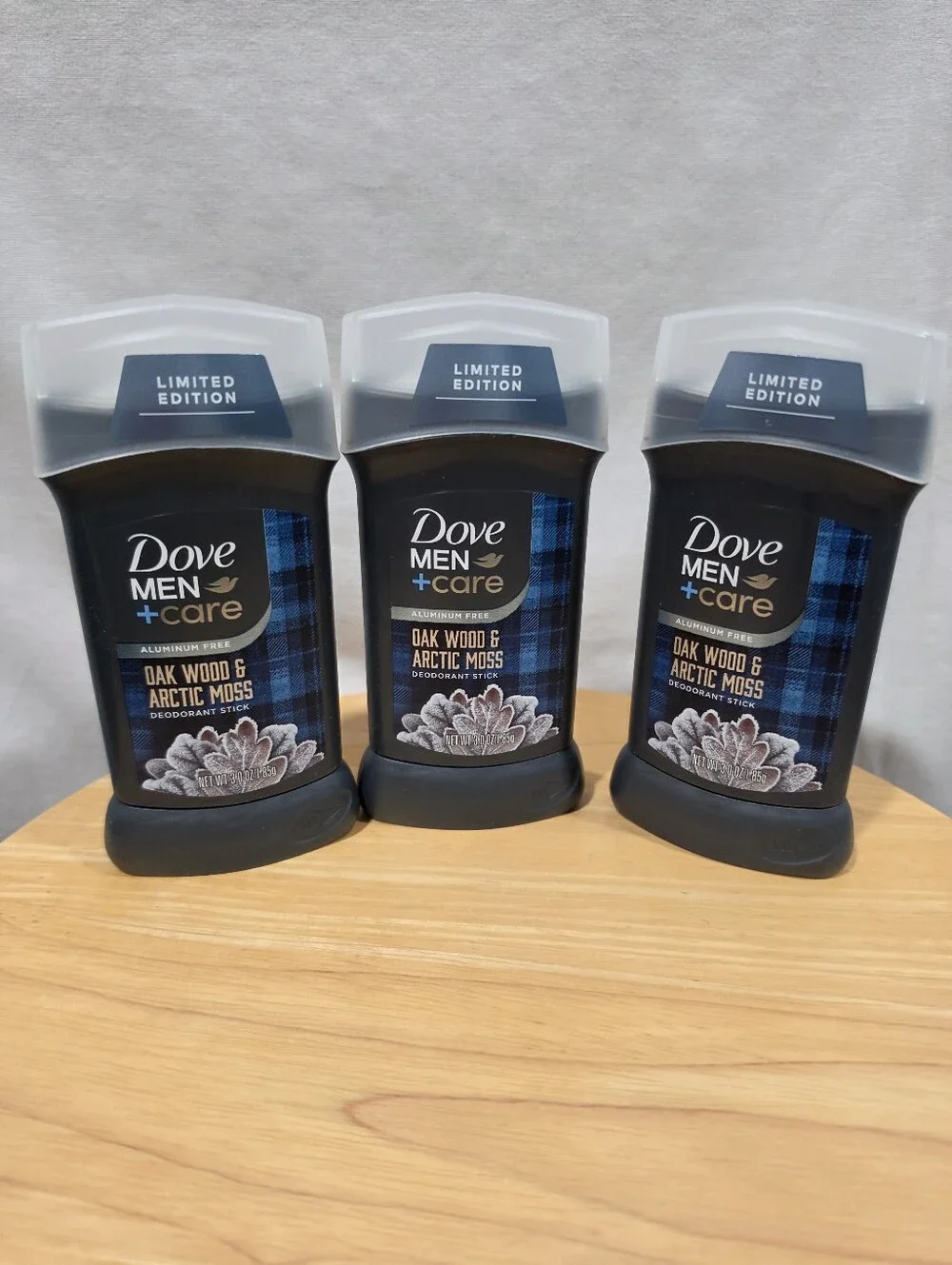 Dove Men+Care Oak Wood Arctic Moss Limited Edition Deodorant 3 Pack